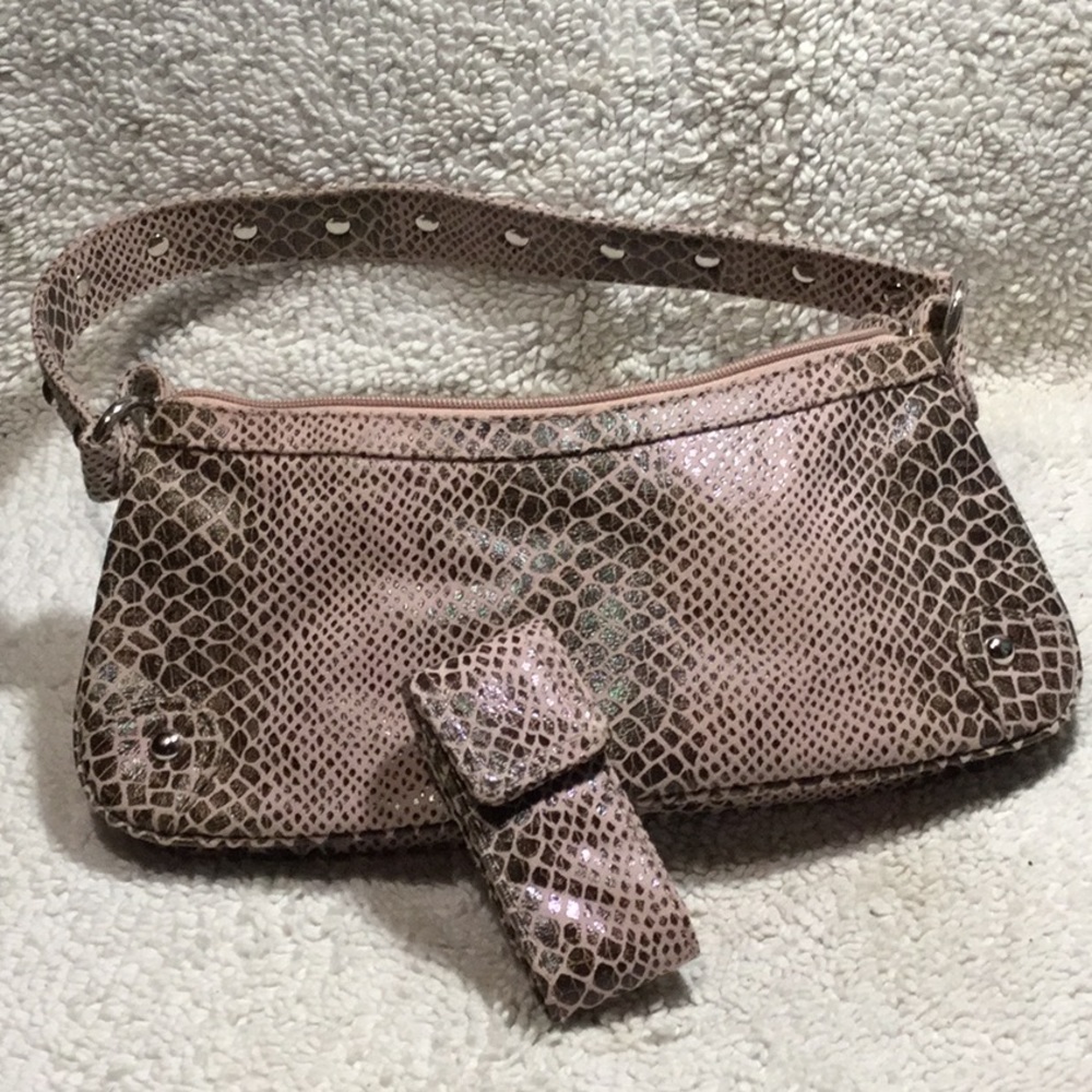 Nine West Pink Snake Print Purse w/accessories